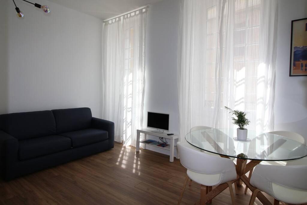 Quartier Historique Du Chateau Bel Appt Meuble 波城 外观 照片