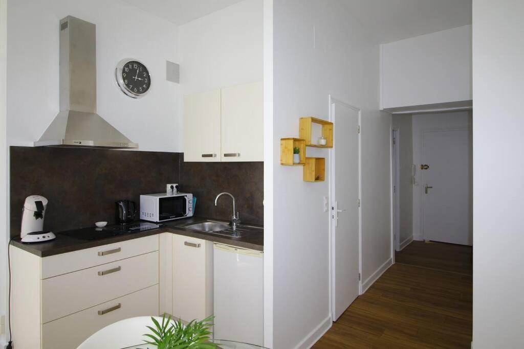 Quartier Historique Du Chateau Bel Appt Meuble 波城 外观 照片